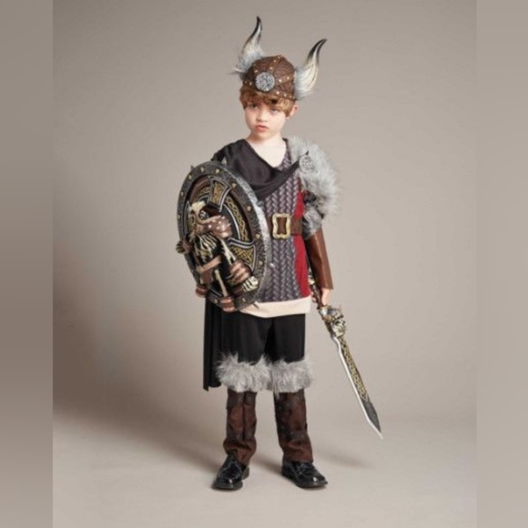 Chasing Fireflies Viking costume - in excellent condition! - Picture 2 of 3